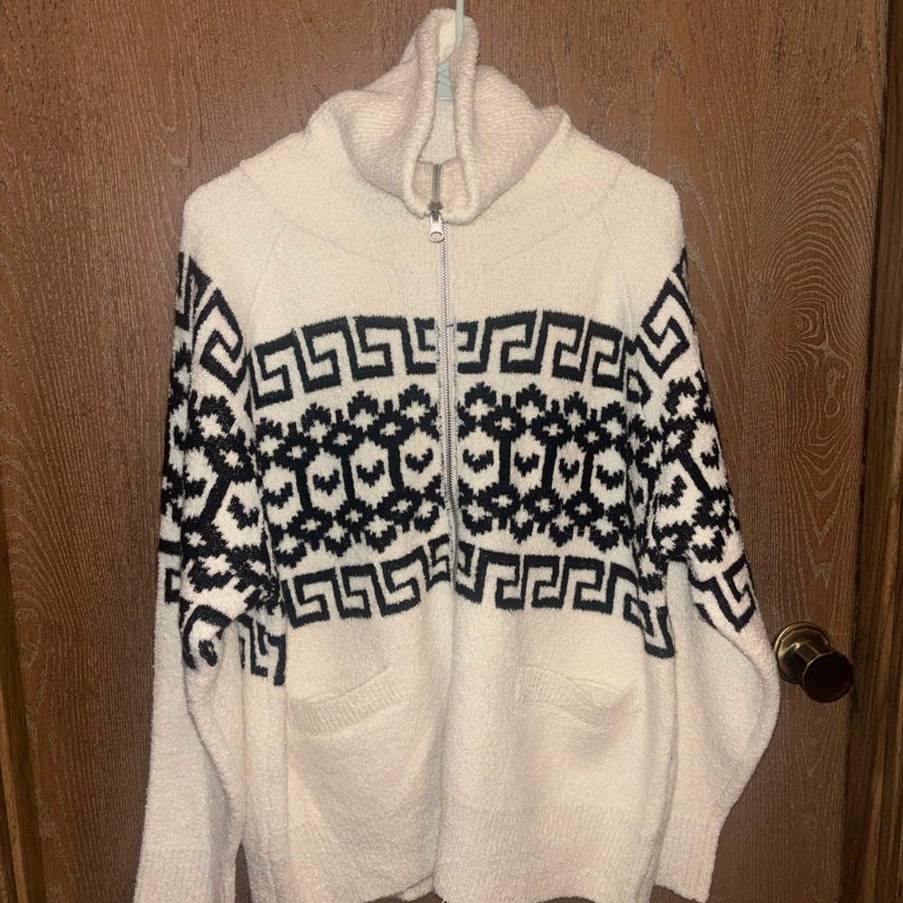 Universal Thread White and Black Cowl Neck Sweater